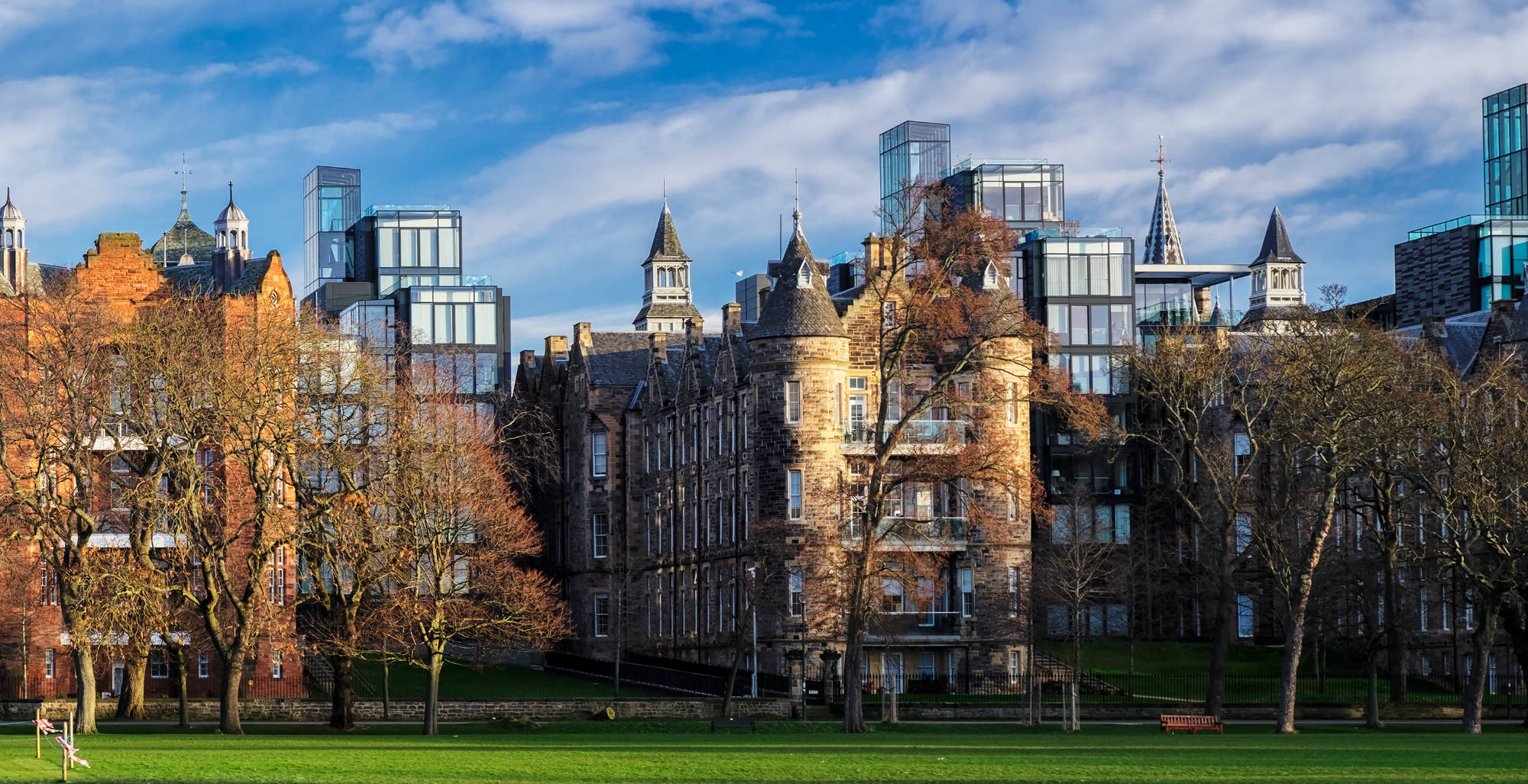 HEADER Edinburgh's skyline with the Meadows shutterstock_598259849