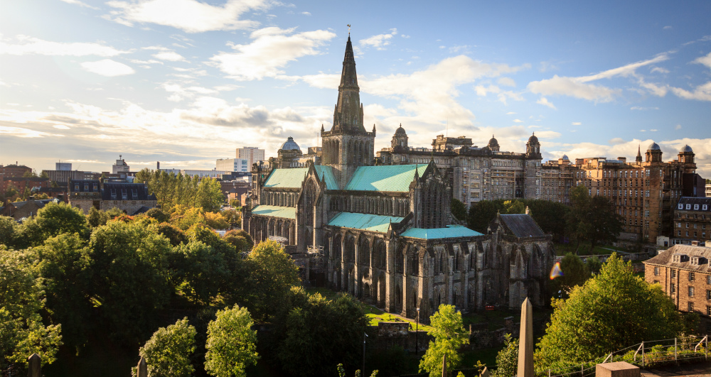 GLAS PAGE Glasgow Cathedral on a sunny dayshutterstock_1041306985